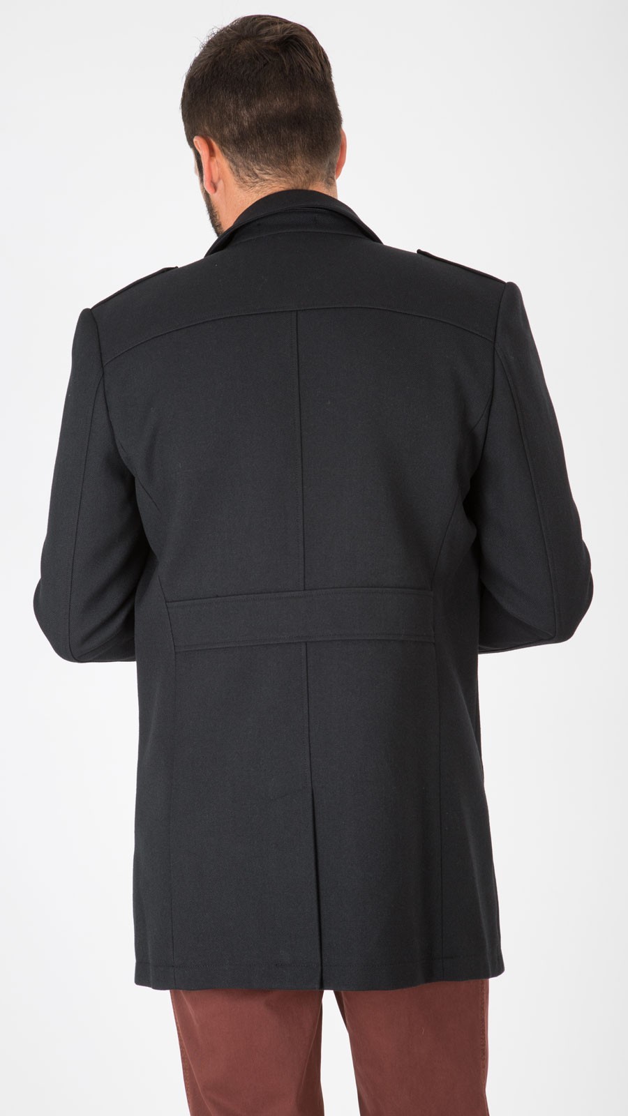 Produit ajouté au panier avec succès Chemises homme celio L'indispensable du dressing de l’homme. Pour le travail, pour vos sorties ou pour les cérémonies, la chemise pour homme se décline dans différentes coupes, différentes matières, imprimés et cols. Pour un look plus décontracté et casual, optez pour une chemise en denim, pour un style sportswear c’est une chemise à carreaux pour homme dont vous avez besoin.