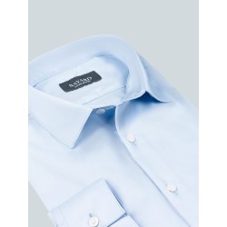 Chemise bleue ajustée en twill non iron col