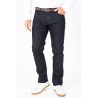 Jean marine pour une tenue confort