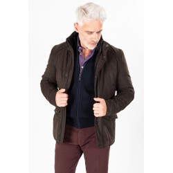 Parka en suédine marron idéal pour l'hiver