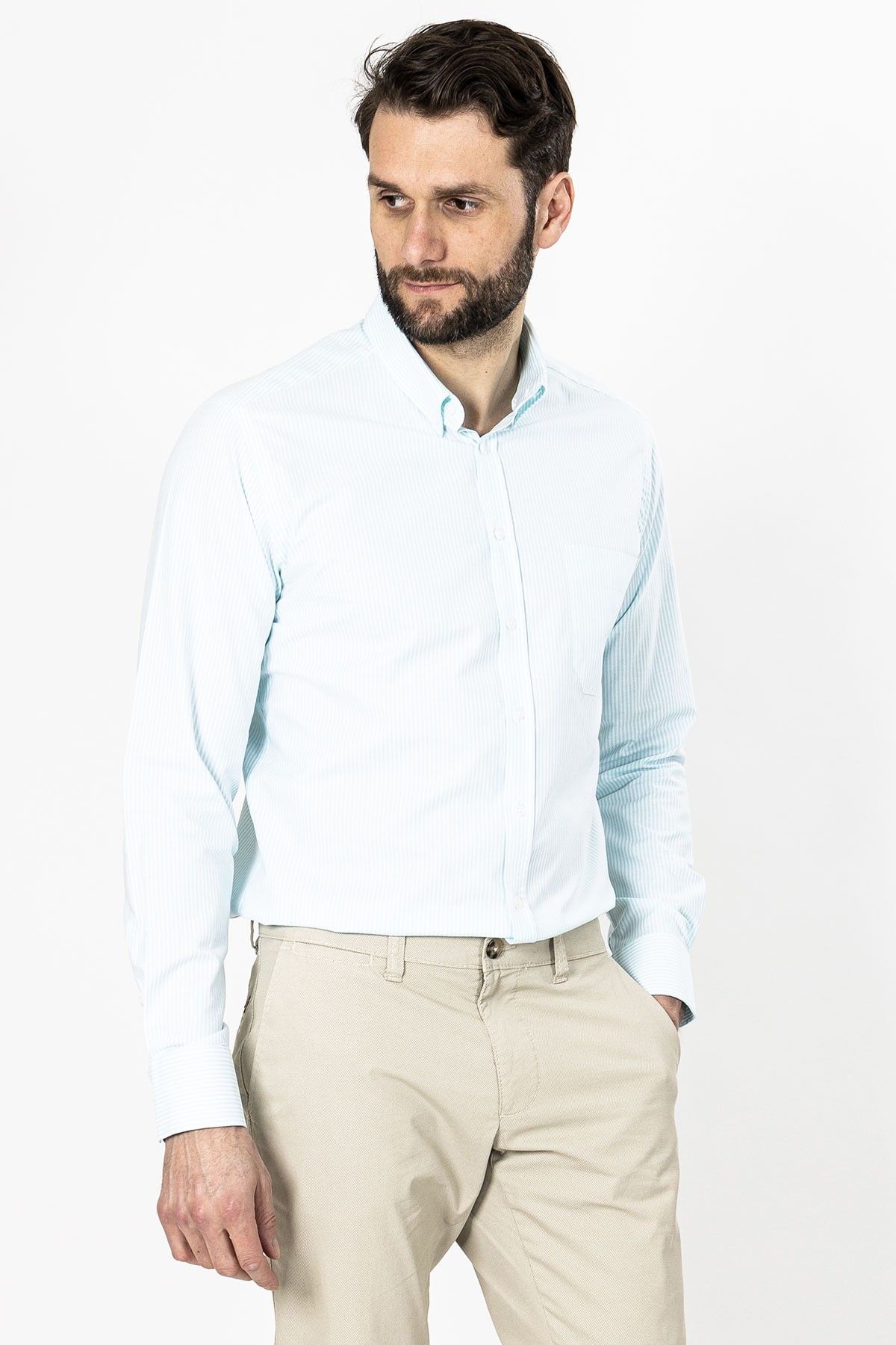 Chemise en coton rayée turquoise Chemise en coton rayée turquoise