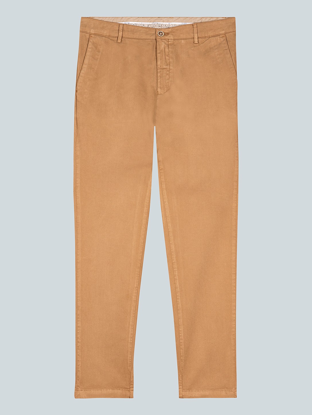 Chino camel Charly