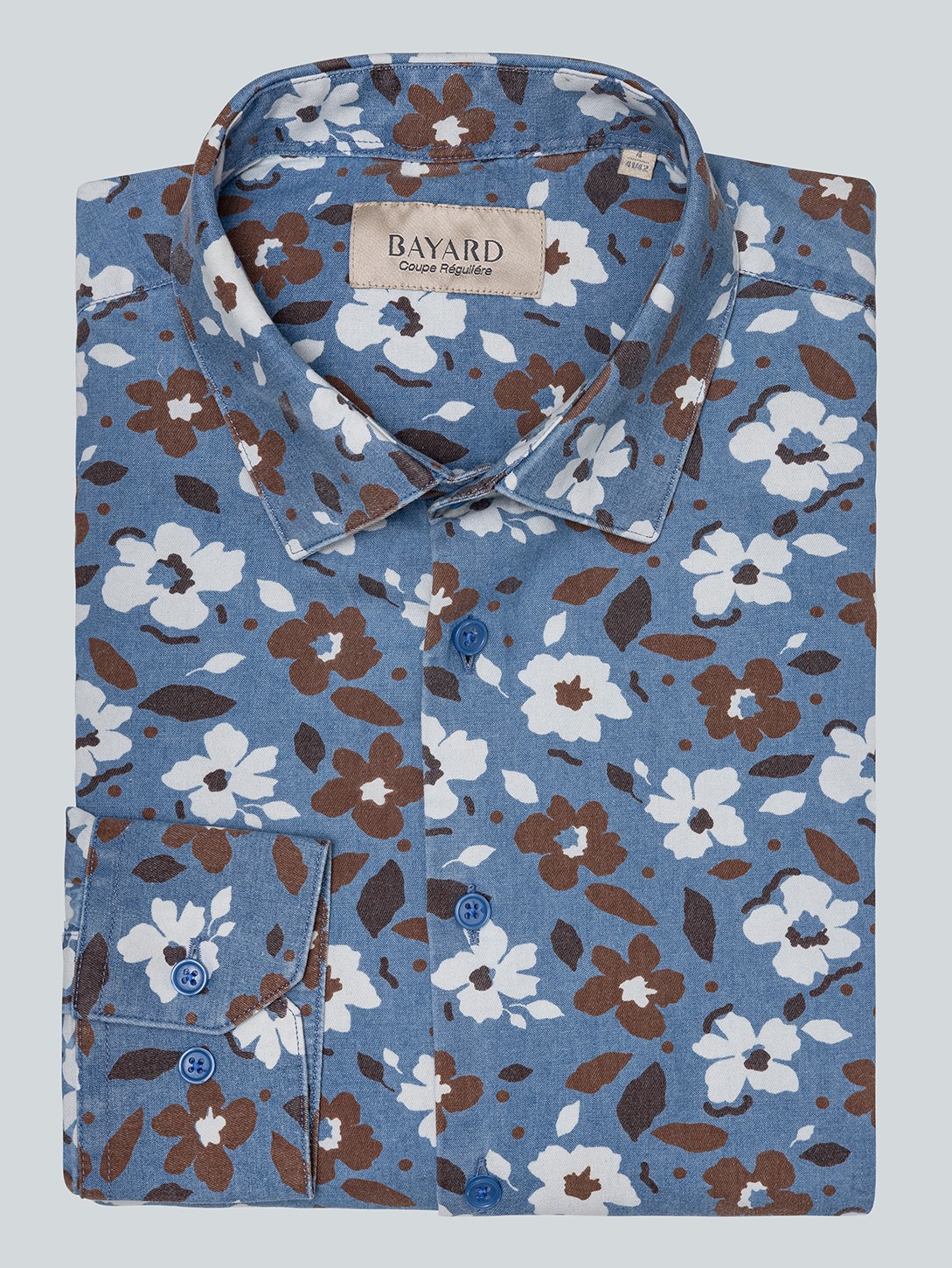 Chemise bleue à fleurs