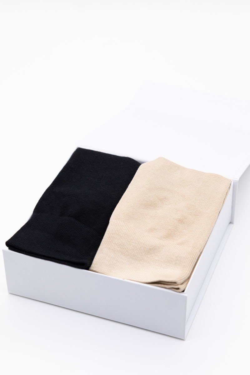 paire de chaussette en bambou noire et beige paire de chaussette en bambou noire et beige