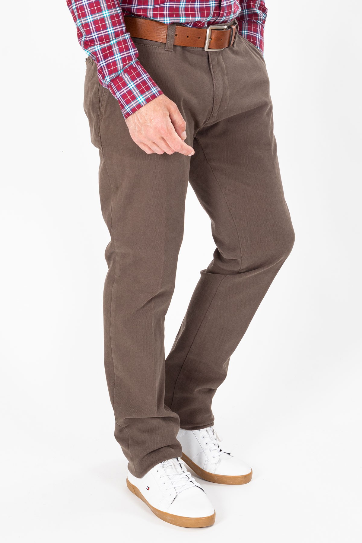 Chino taupe en coton stretch