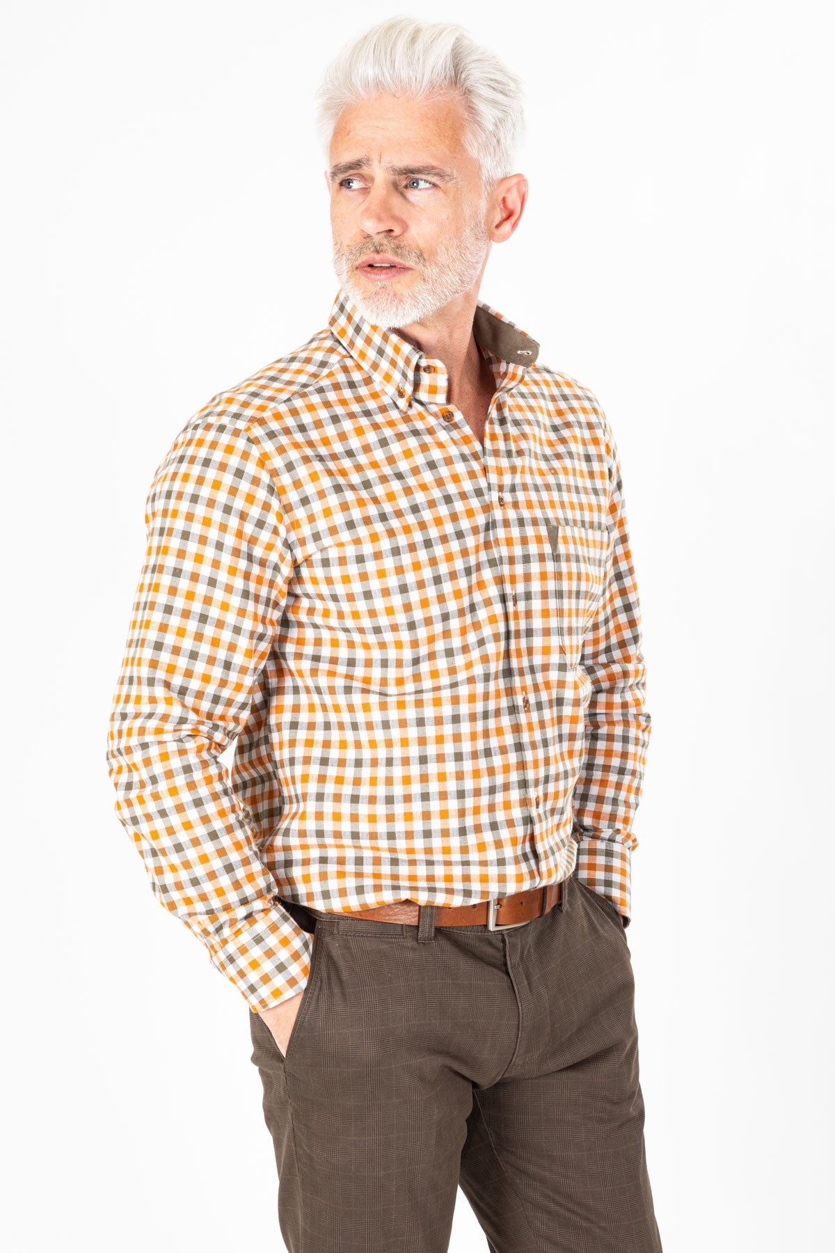 Chemise à carreaux camel