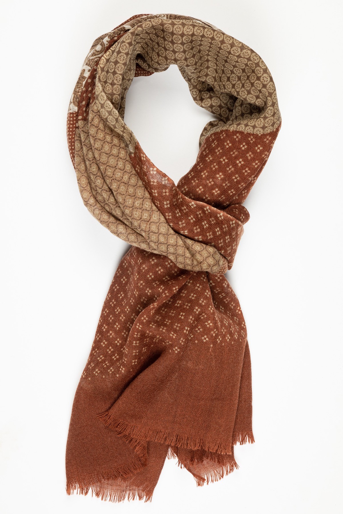 écharpe-brique-en-laine-fine-motifs-paisley écharpe-brique-en-laine-fine-motifs-paisley