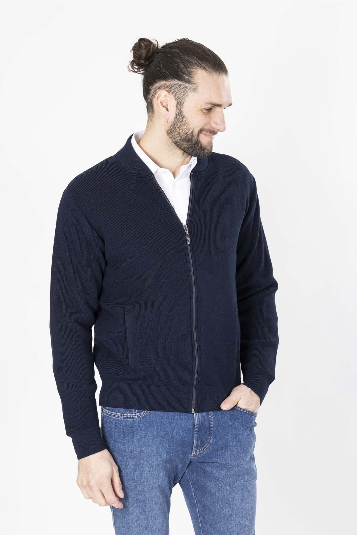 gilet zippé bleu marine en coton